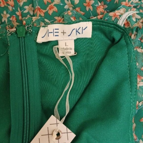 She + Sky NWT Green Floral Ruffle Dress Empire Waist Size Large - Picture 4 of 13